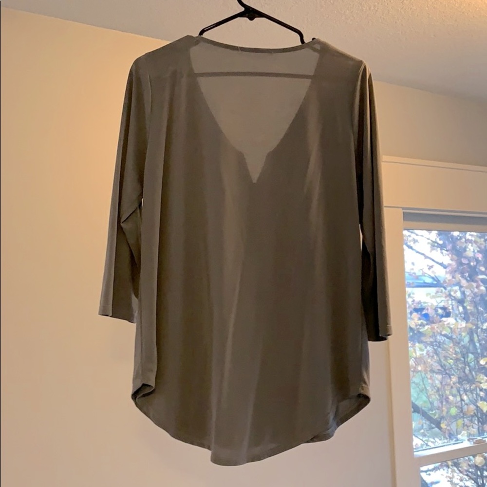 Zipper 3/4 sleeve - Picture 3 of 3